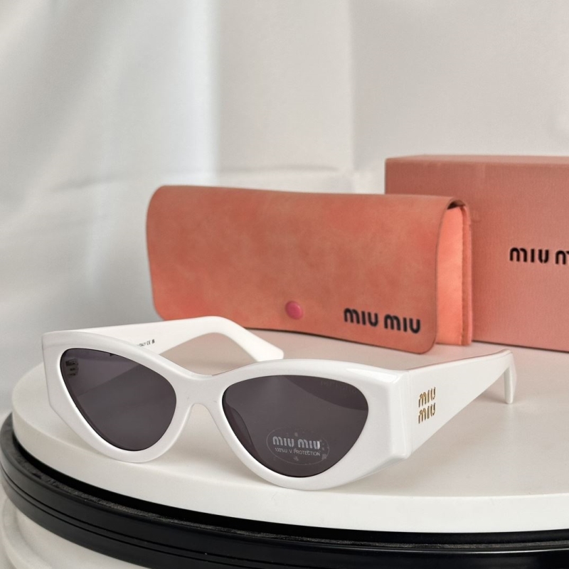 Miu miu Sunglasses